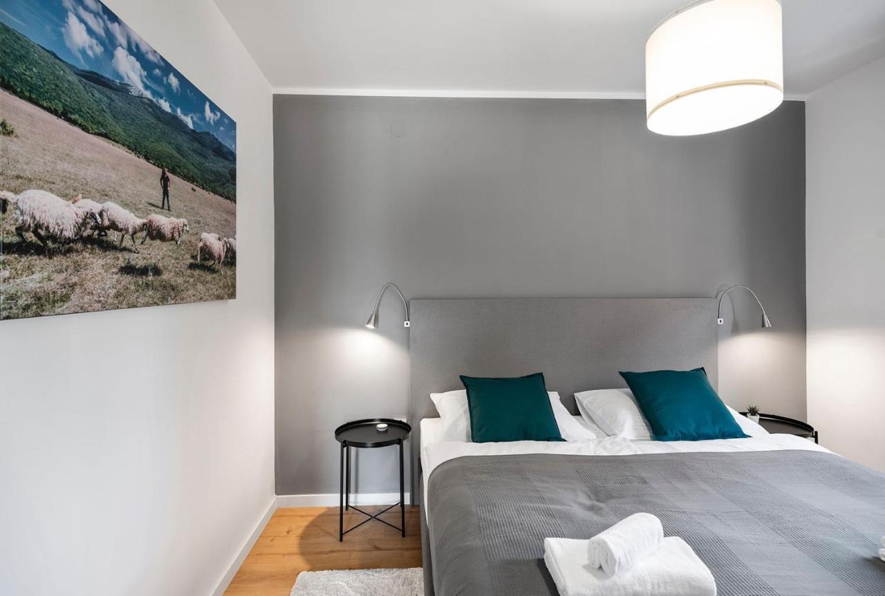 Velebit Lodge Lovinac  Luaran gambar