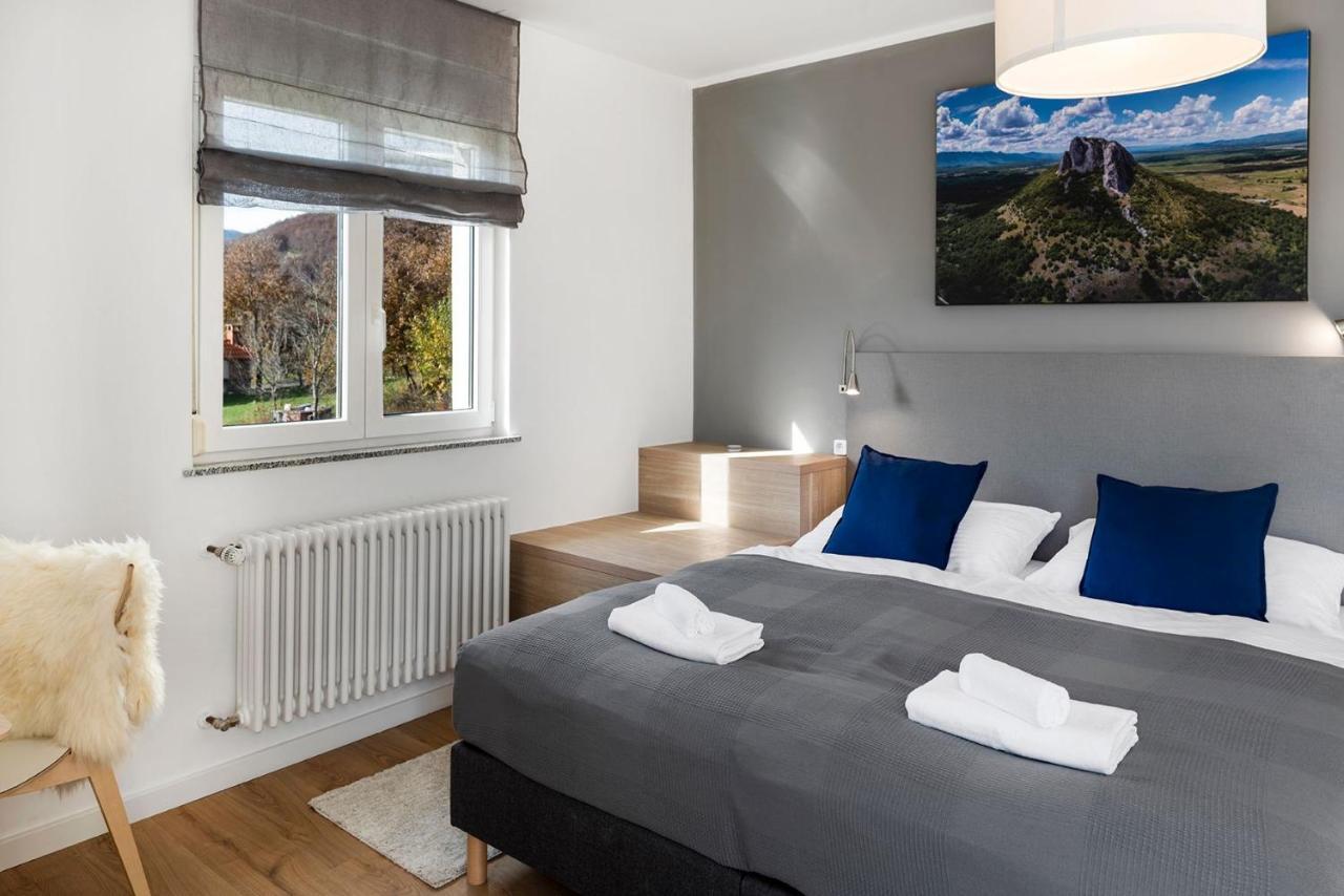 Velebit Lodge Lovinac  Luaran gambar